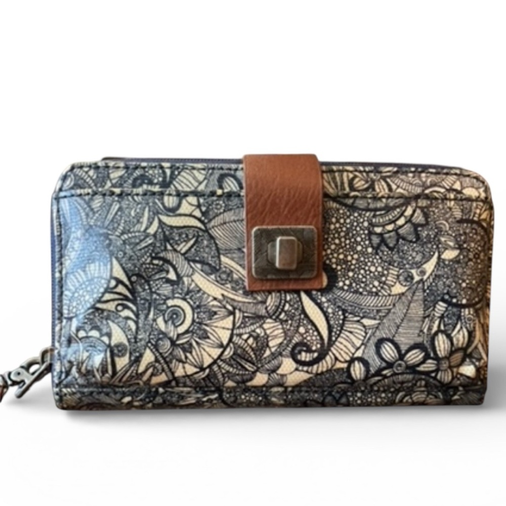 Sakroots Artist Circle Print Flap Smartphone  Wallet Floral Boho Pattern